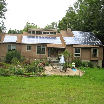 قیمت خوب کیت تعمیرات PV سقف تخت فلزی سیستم نصب سقف خورشیدی صرفه جویی در مصرف انرژی آنلاین